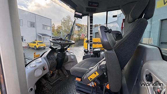 Volvo L70G 9 of 24