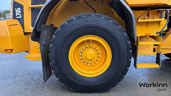 Volvo L70G 15 of 24