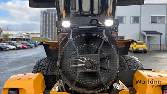 Volvo L70G 12 of 24