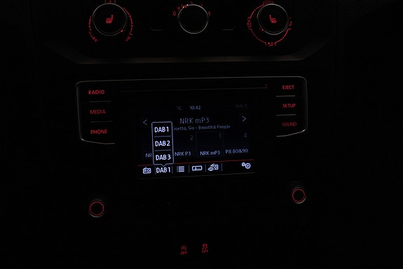 Volkswagen Caddy 12 of 21