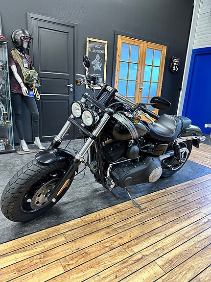 Harley-Davidson FXDF Dyna Fat Bob 3 of 9