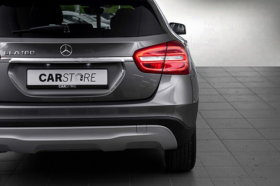 Mercedes-Benz GLA180 6 of 24