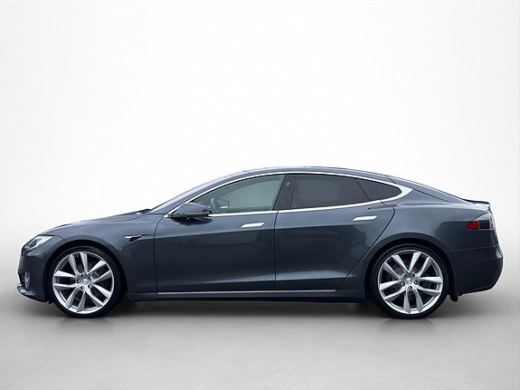 Tesla Model S 8 of 30