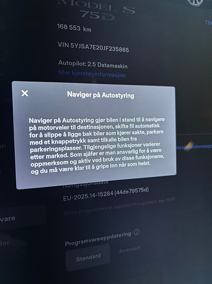 Tesla Model S 29 of 30