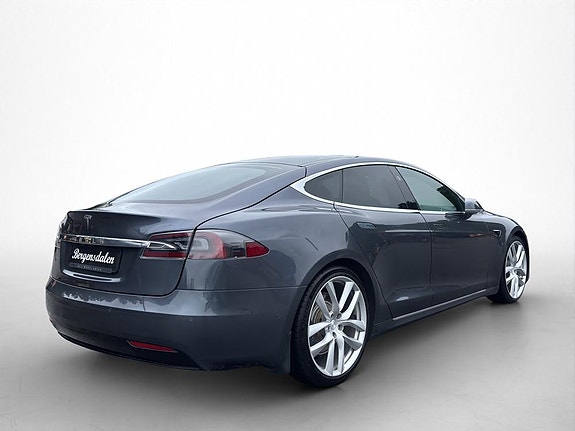Tesla Model S 5 of 30