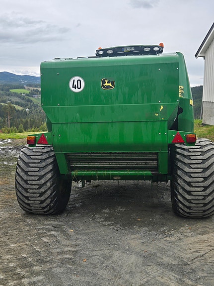 John Deere F441R 3 of 9