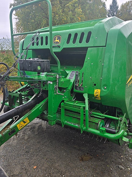 John Deere F441R 4 of 9