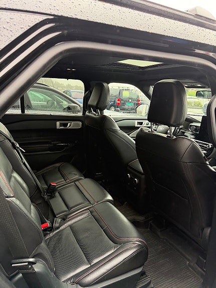 Ford Explorer 7 of 7