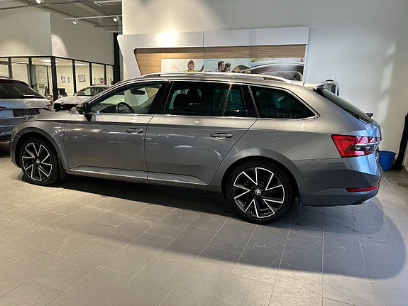 Skoda Superb 5 of 21