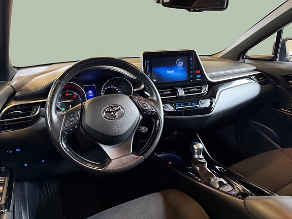 Toyota C-HR 17 of 29