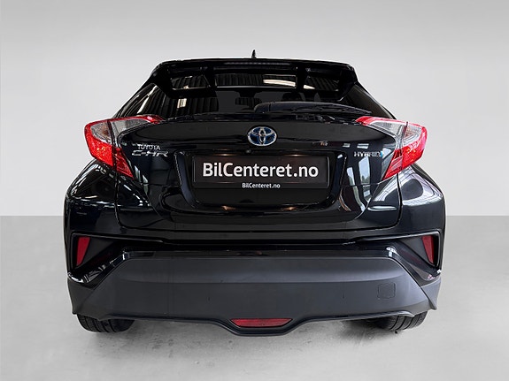 Toyota C-HR 5 of 29