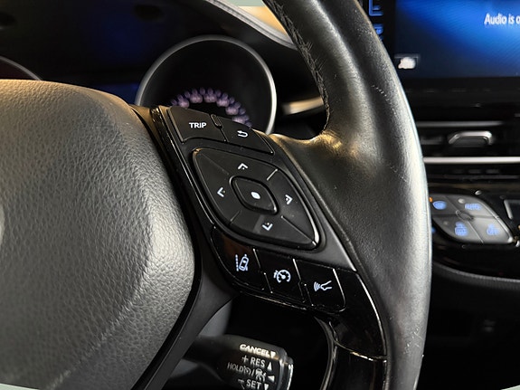 Toyota C-HR 24 of 29