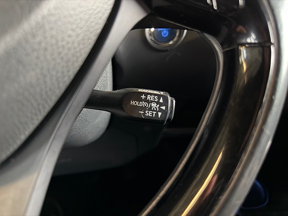 Toyota C-HR 25 of 29