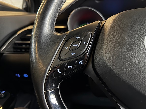 Toyota C-HR 23 of 29