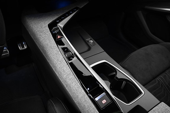 Peugeot 5008 24 of 30