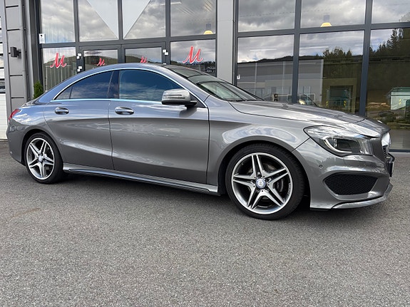 Mercedes-Benz CLA200 2 of 30