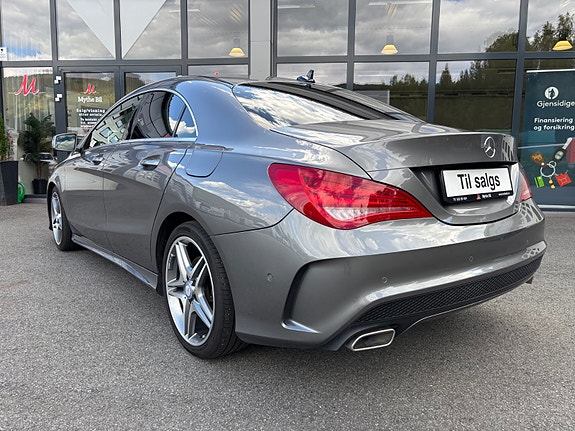 Mercedes-Benz CLA200 28 of 30