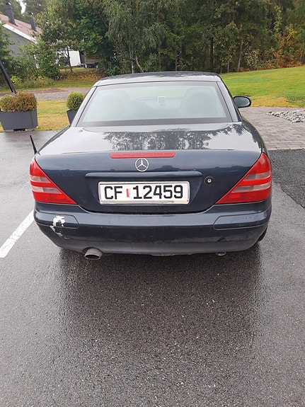 Mercedes-Benz SLK230 5 of 8