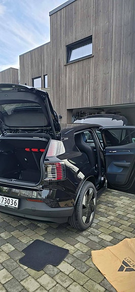 Volvo EX30 11 of 13