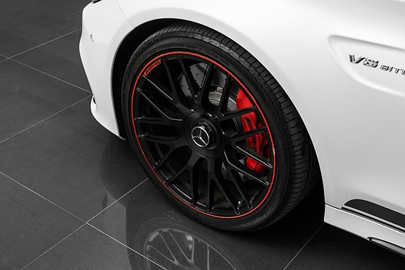 Mercedes-Benz C63 15 of 30