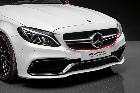 Mercedes-Benz C63 4 of 30