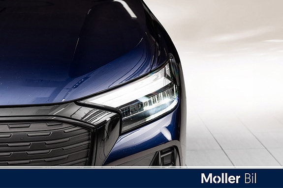 Audi Q4 e-tron 4 of 22