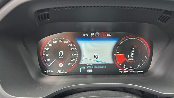 Volvo XC60 13 of 27