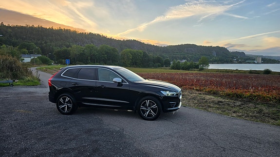 Volvo XC60 3 of 27