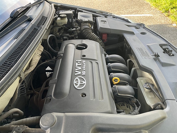 Toyota Avensis 13 of 22