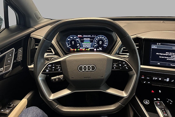 Audi Q4 e-tron 11 of 24