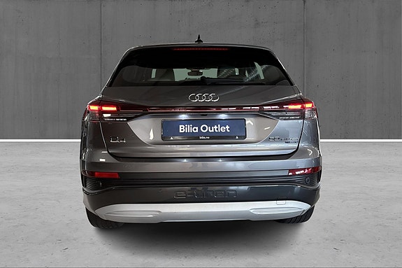 Audi Q4 e-tron 5 of 24