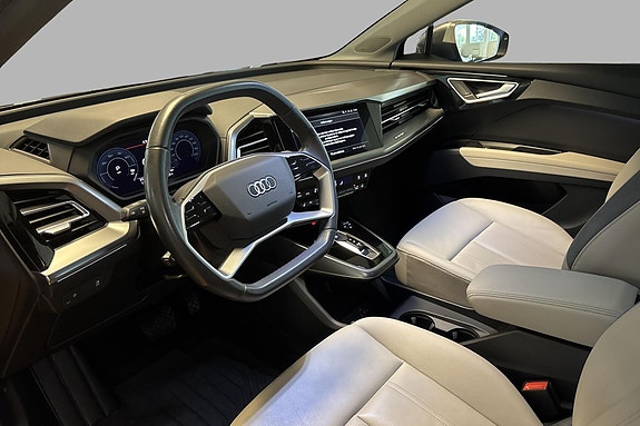 Audi Q4 e-tron 8 of 24