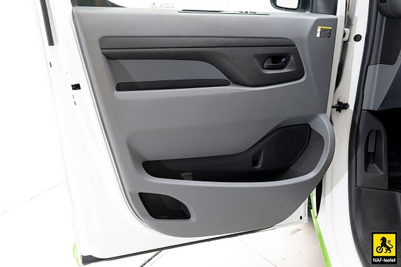 Toyota Proace 7 of 30