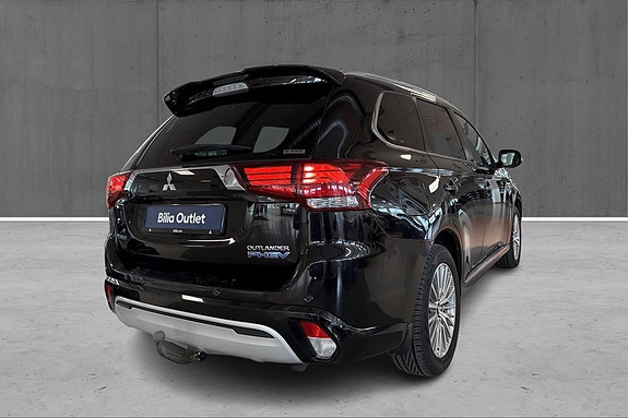 Mitsubishi Outlander 4 of 30