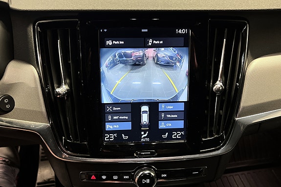 Volvo V90 25 of 30