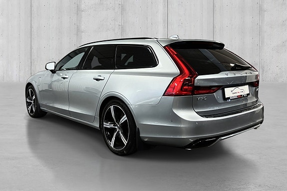 Volvo V90 3 of 30