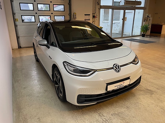 Volkswagen ID.3 4 of 30