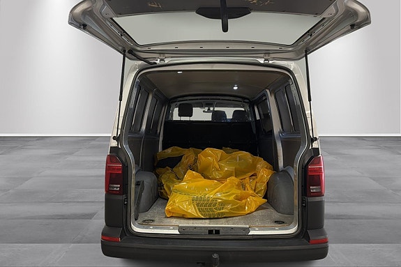 Volkswagen Transporter 17 of 29