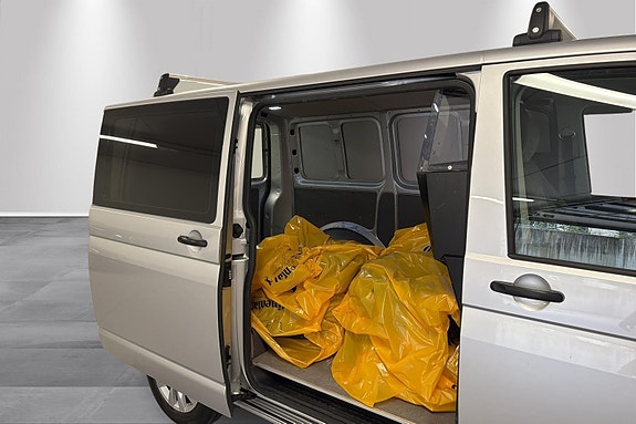 Volkswagen Transporter 19 of 29