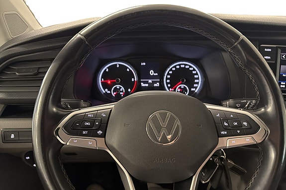 Volkswagen Transporter 12 of 29