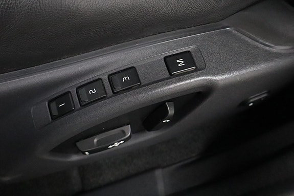 Volvo XC60 20 of 30