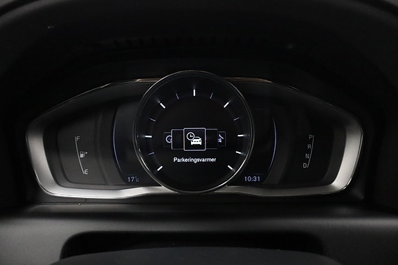 Volvo XC60 21 of 30