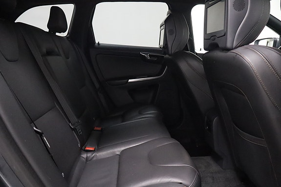 Volvo XC60 27 of 30