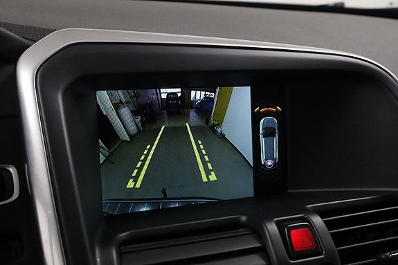 Volvo XC60 16 of 30
