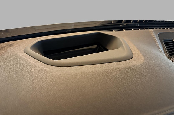 BMW 530e 25 of 26