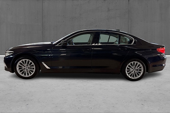 BMW 530e 8 of 26