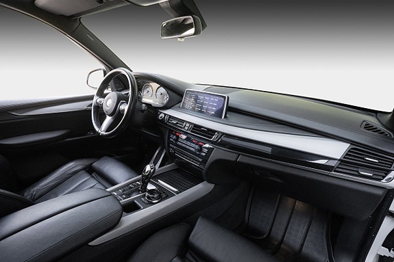BMW X5 11 of 30