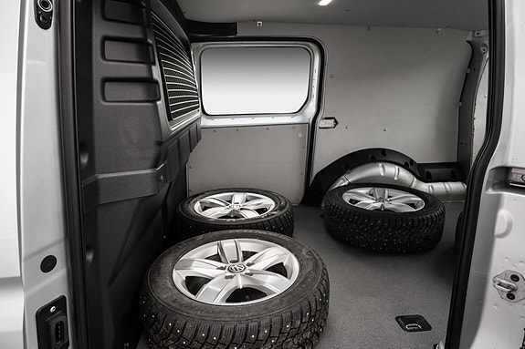 Volkswagen Caddy 27 of 30