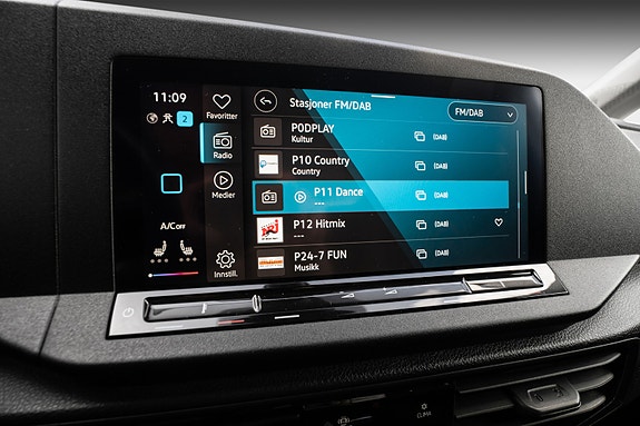 Volkswagen Caddy 16 of 30