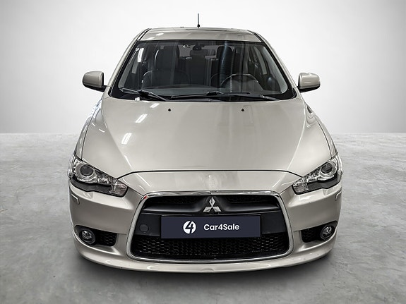 Mitsubishi Lancer 8 of 30